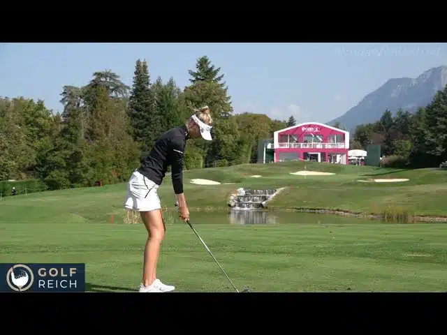 Golfschwung Zeitlupe Damen